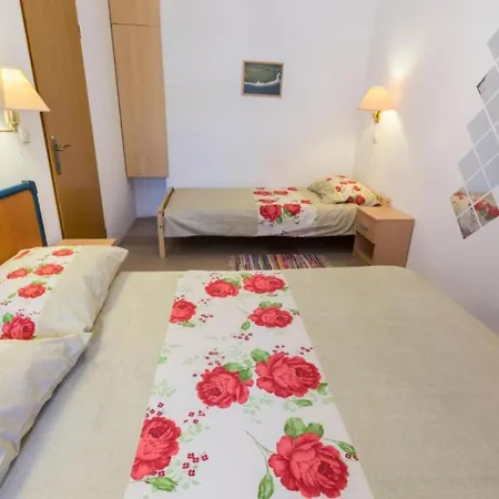Apartment Mediterraneo Goga - Onebedroom With Terrace Mali Lošinj